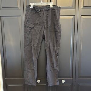 Women’s Athleta Black Trekkie Pants, Size 8, EUC